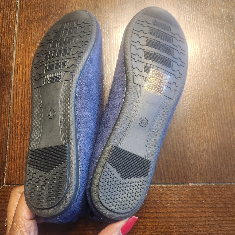 Blue Women's Ballet Flats. Criss Cross Strap. New Never Worn